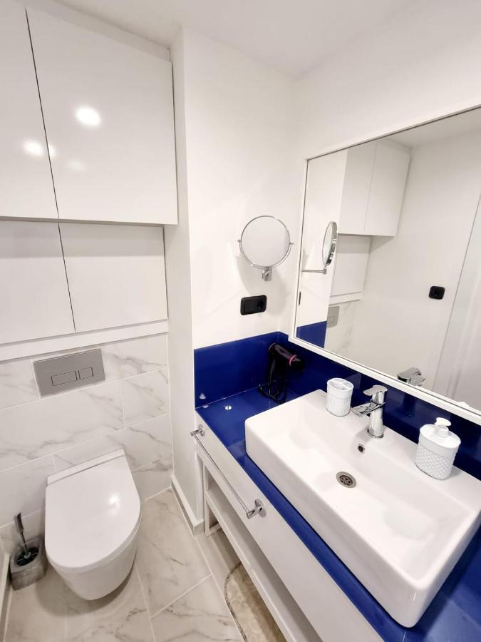 Orbi City Apartment Батуми Экстерьер фото