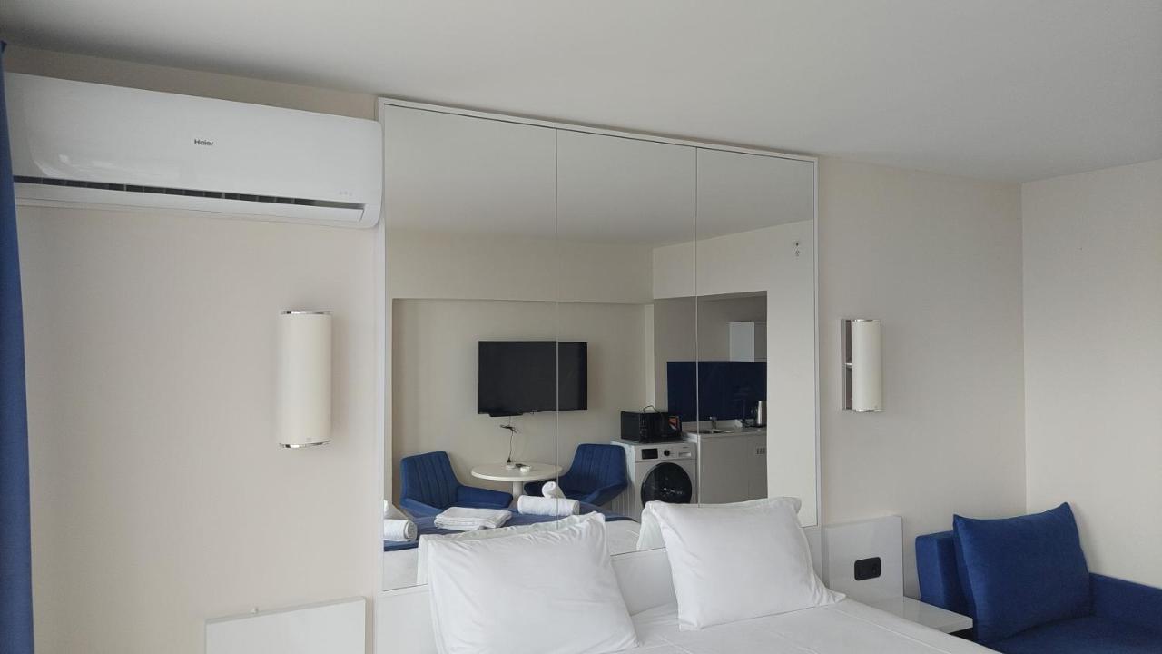 Orbi City Apartment Батуми Экстерьер фото
